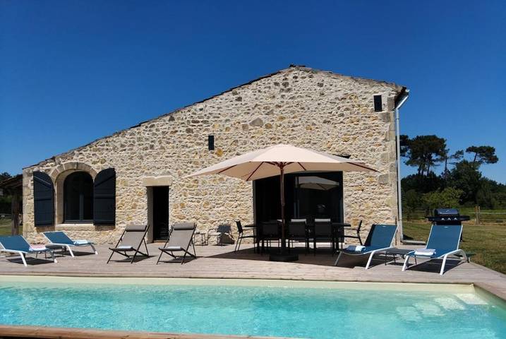 Villa pour 10 personnes, avec piscine et jardin