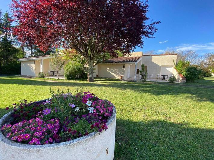 Hôtel pour 2 personnes, avec Terrasse ainsi que Jardin et Vue à Monflanquin - 4