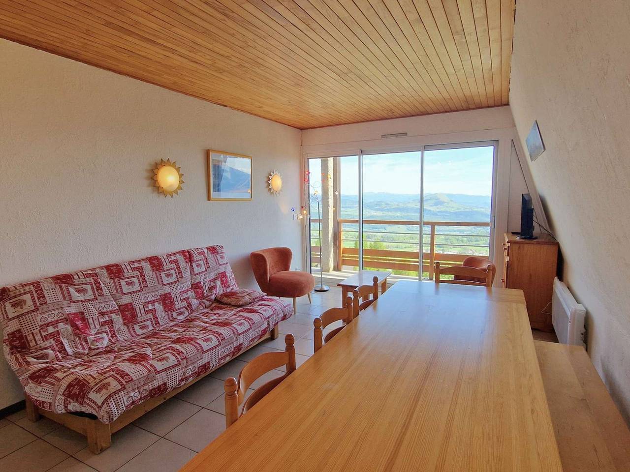Apartamento entero, Apartamento para 12 personas con balcón, Wifi y aparcamiento - Saint-Michel-de-Chaillol in Saint-Michel-de-Chaillol, Parque Nacional de los Ecrins