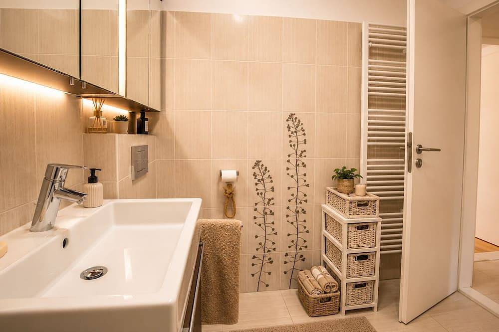 Appartement entier, Bright Central 2Br Business & City Stay - Nivy - Balcony - Fast Wifi in Bratislava, Région de Bratislava