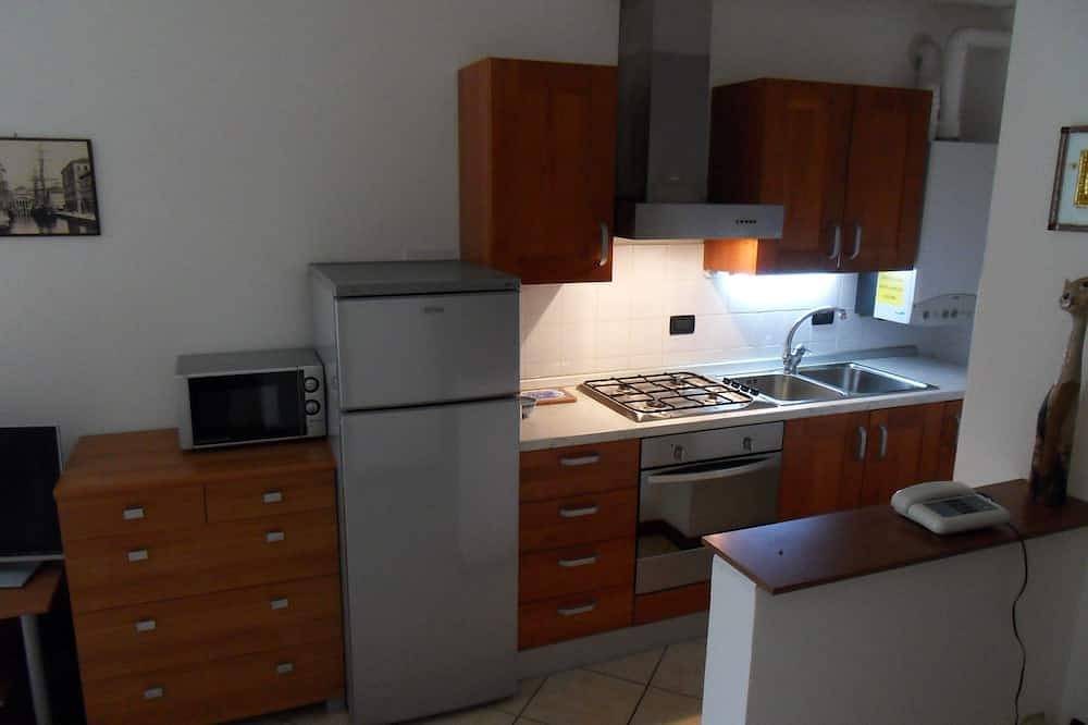 Ganze Wohnung, Wohnung im Zentrum der Stadt + Wi-Fi + Parkplatz in Triest, Karst