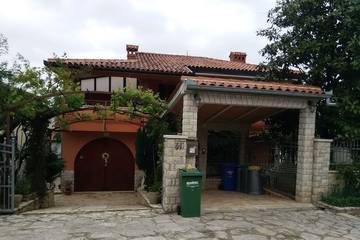 Villa für 5 Personen, mit Balkon in Medulin