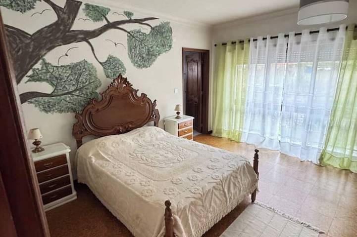 Location de vacances pour 20 personnes, avec Balcon ainsi que Jacuzzi et Jardin dans Tarouca - 4