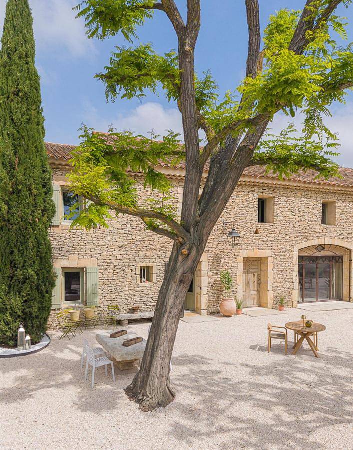 Chambre d’hôte pour 4 personnes, avec vue ainsi que piscine et jardin à Cavaillon - 4