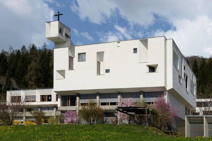 Hotel für 2 Personen, mit Terrasse und Garten sowie Ausblick in Ilanz