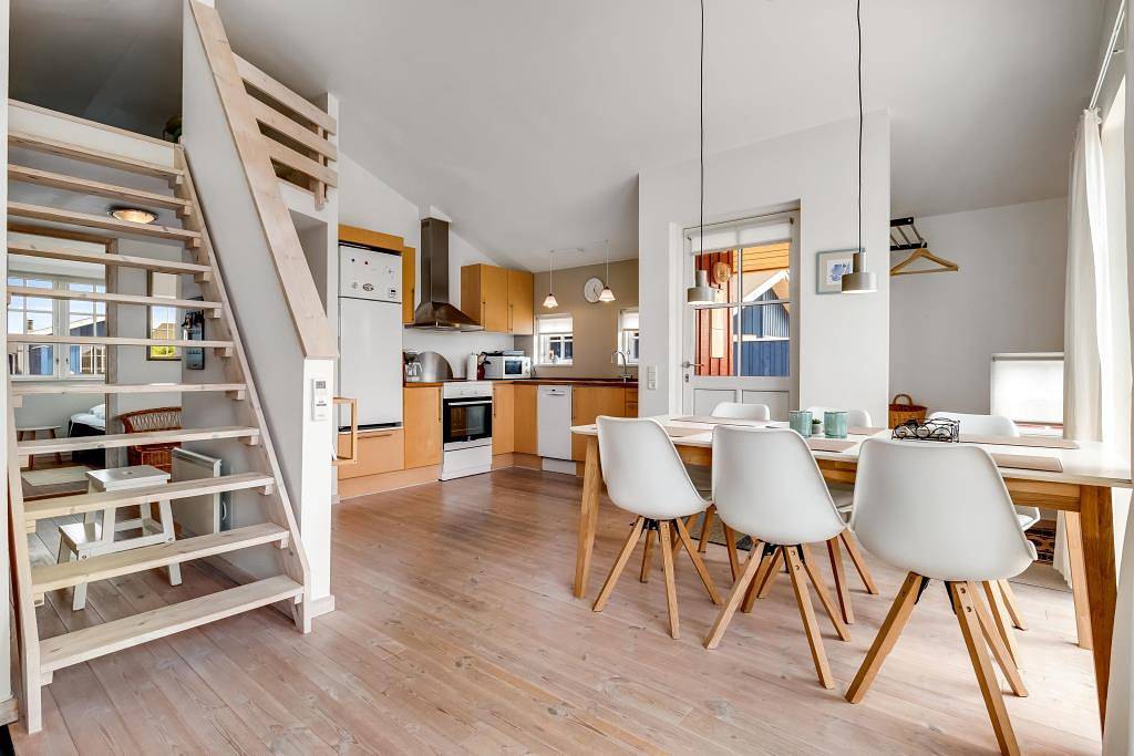 Gemütliches Ferienhaus in der Nähe des Hafens und des Fjords in Nr. Lyngvig in Nørre Lyngvig, Hvide Sande