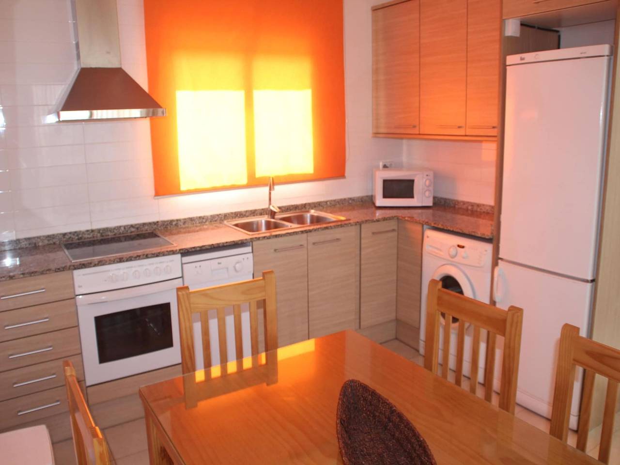 Apartamento entero, Nice apartment with private terrace in Creixell, Costa Dorada