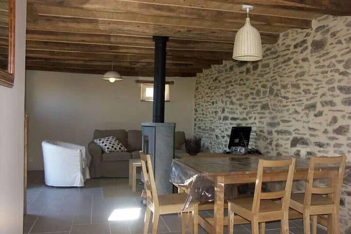 Gîte pour 5 personnes, avec jardin, animaux acceptés