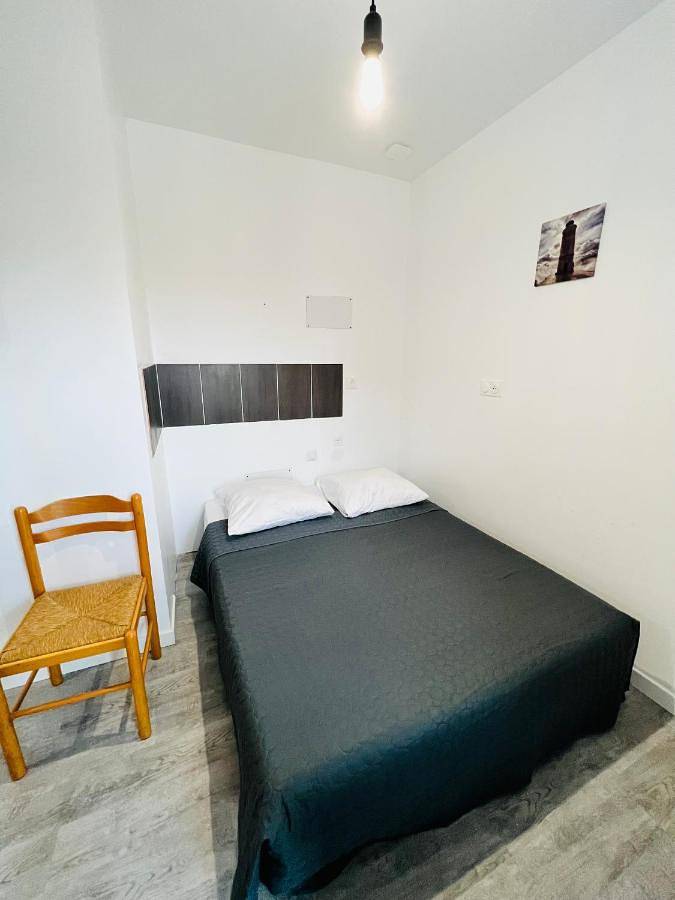 Double Room with Private Bathroom in Indre (Nantes), Région de Nantes