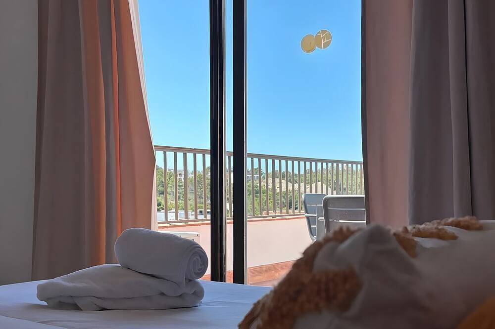 Apartment In A Hotel 'Apartamento Doble' with Shared Pool in s'Arenal Gran, Sant Joan de Labritja