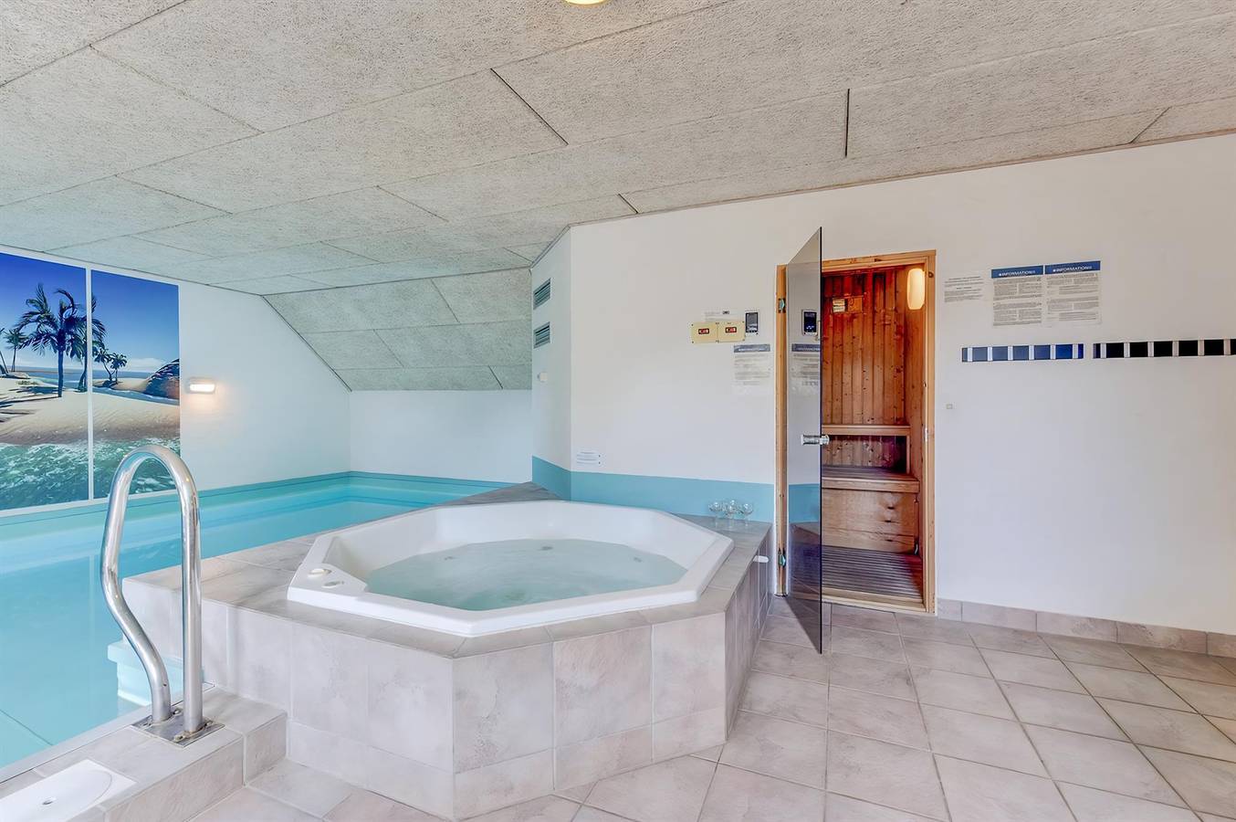 Stunning home in Oksbøl w/ Indoor swimming pool, Internet and Wifi in Jegum, Jegum Ferieland