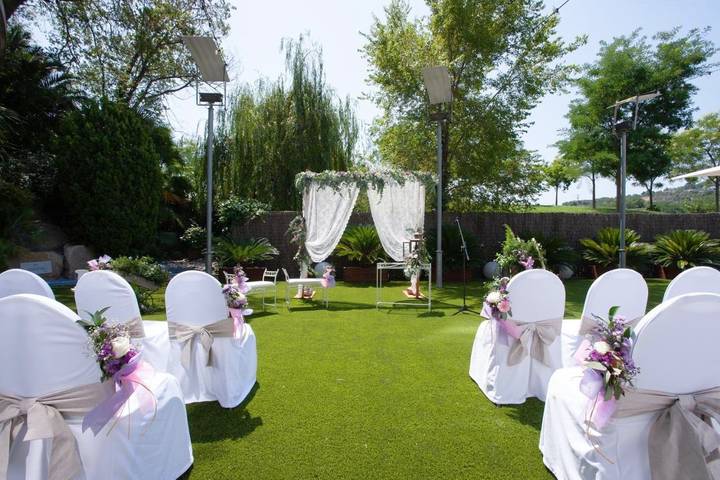 Hôtel pour 10 personnes, avec terrasse et sauna ainsi que jardin et jacuzzi à Terrassa - 2