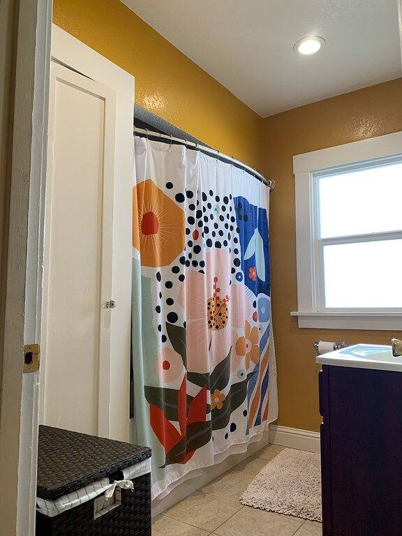 West Oakland, nur wenige Minuten von San Francisco und dem Stadtteil Uptown in Oakland entfernt in Oakland, Alameda County