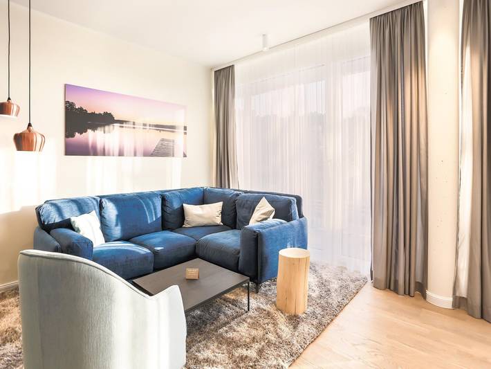 Ferienwohnung für 3 Personen, mit Pool und Balkon sowie Sauna in Waren (Müritz)