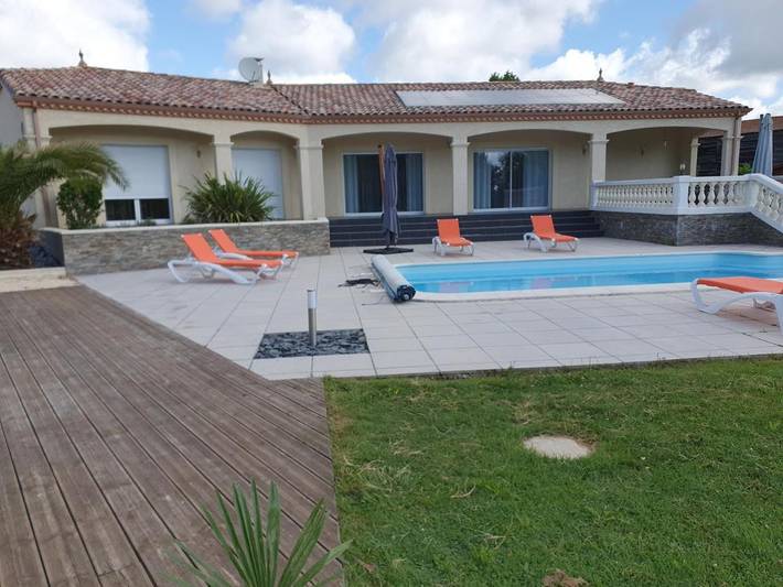 Villa pour 12 personnes, avec vue et bassin pour enfant ainsi que piscine et jardin dans le Lot-et-Garonne - 4