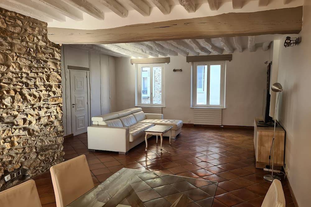Maison divisée en 2 appartements à 20 min de Disneyland, 25 min Paris in Thorigny-sur-Marne, Seine-et-Marne