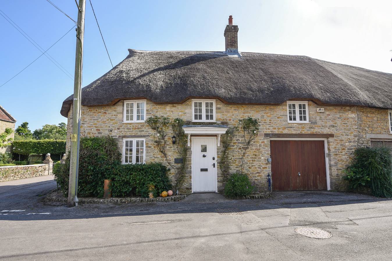 Stable Cottage in Burton Bradstock, Dorset