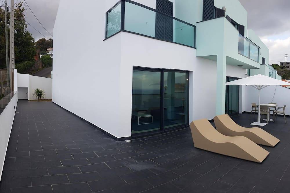 Mediterrane Villen in Caniço, Madeira