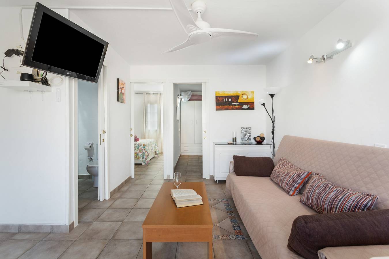 Appartement entier, Appartement de vacances 'A-32 Arenas' avec piscine partagée, terrasse privée et Wi-Fi in Caleta de Fuste, Antigua
