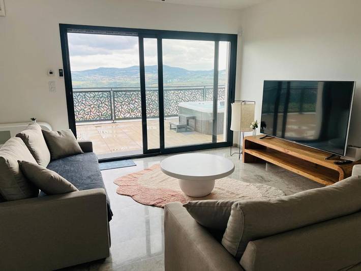 Villa pour 12 personnes, avec Jacuzzi ainsi que Terrasse et Vue en Auvergne - 3