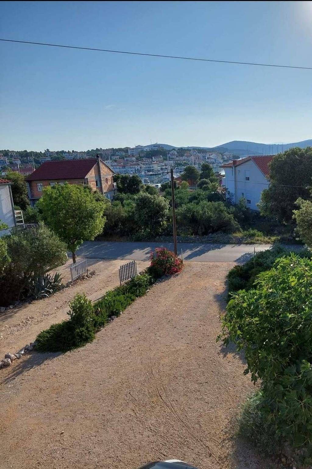 Ganze Wohnung, 2-Zimmer-Ferienwohnung mit Terrasse Jezera (Murter) A-24202-a in Tisno, Murter