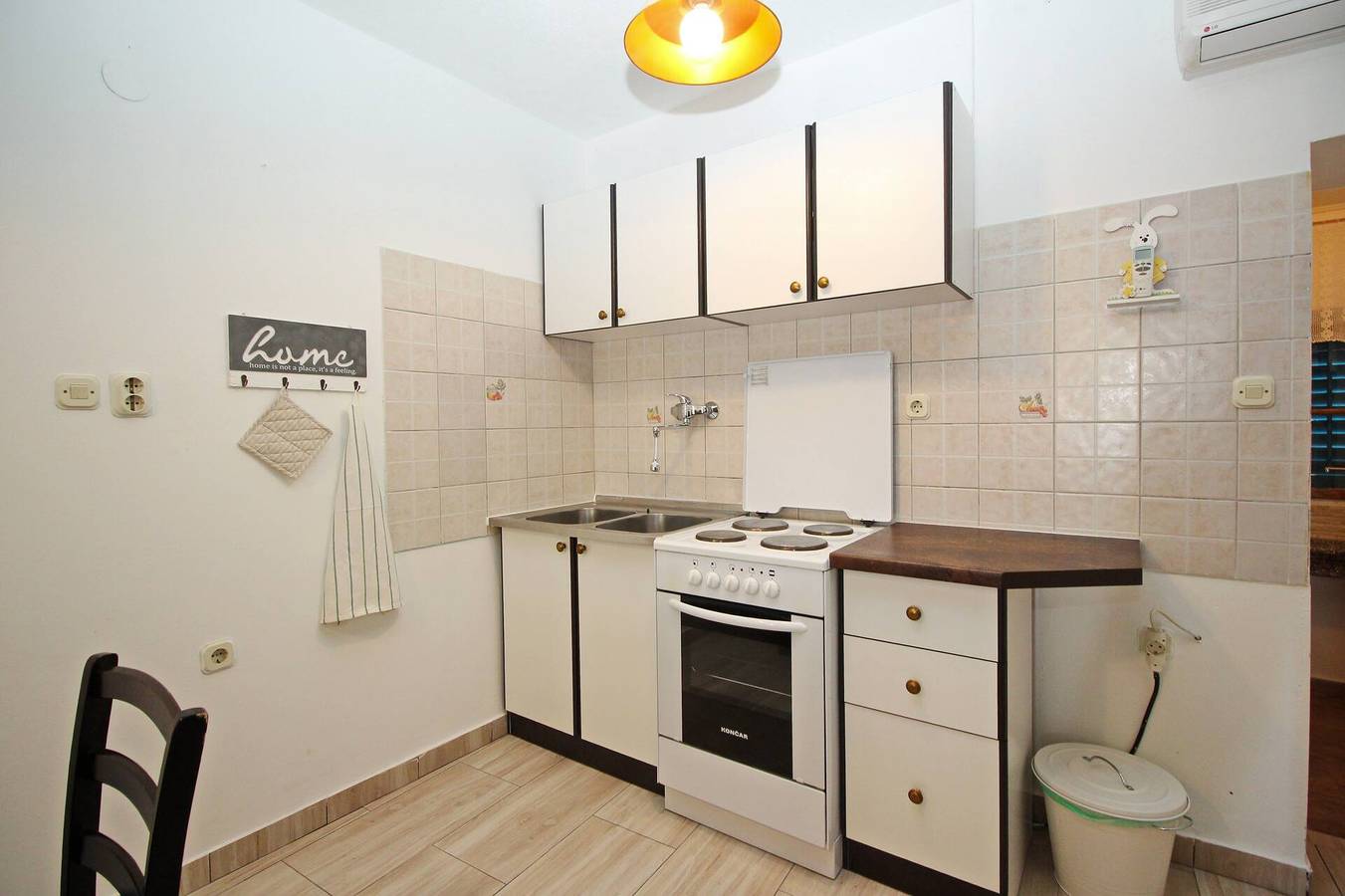 Appartamento intero, Appartamento vacanze per 6 persone con balcone in Baška, Krk (Croazia)