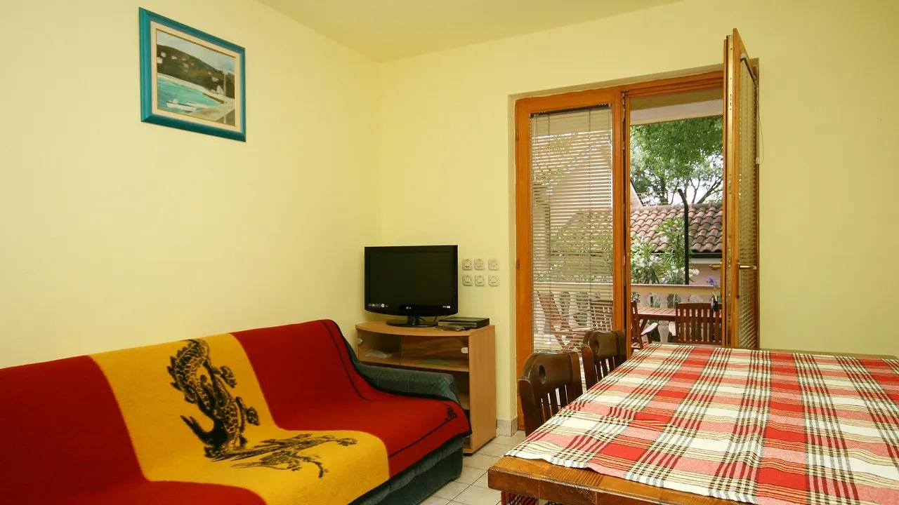 Ganze Ferienwohnung, Ferienwohnung für 6 Personen (36 m²) in Povile in Povile, Primorje-Gorski Kotar