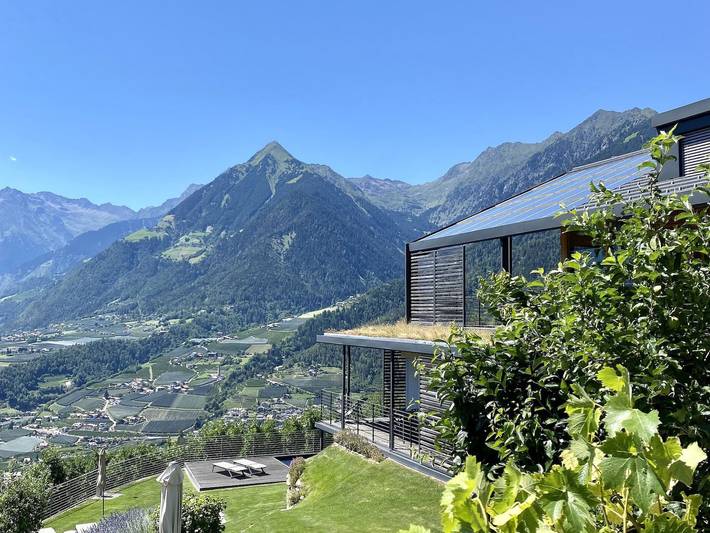 Ferienwohnung für 2 Personen, mit Garten und Whirlpool in Schenna