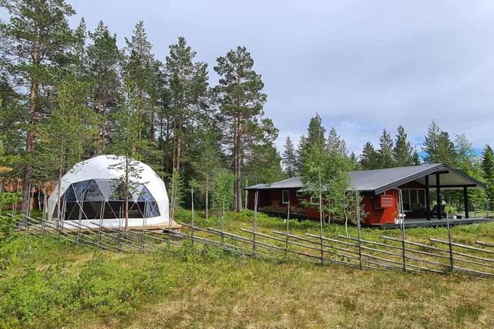 Hus för 8 Personer, med terass samt bastu och trädgård och utsikt, med husdjur - 1