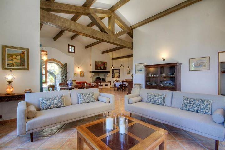Gîte pour 4 personnes, avec Jacuzzi et Terrasse ainsi que Jardin et Vue à Lama