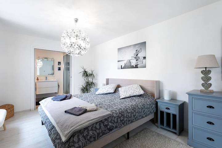 Gîte pour 6 personnes, avec balcon dans Office De Tourisme De Plougasnou - 2