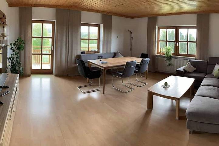 Ferienwohnung für 7 Personen, mit Garten - 1