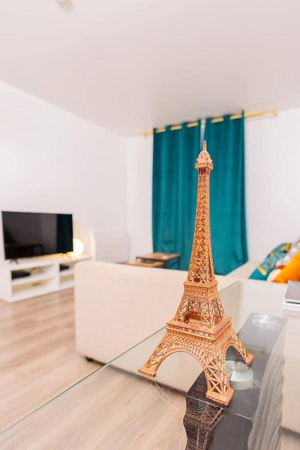 Appartement entier, Two-Bedroom Apartment in Chanteloup-en-Brie, Seine-et-Marne