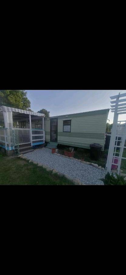 Camping pour 6 personnes, avec vue et jardin