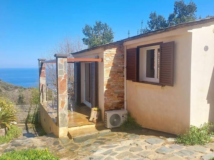 Location de vacances pour 2 personnes, avec jardin et vue dans Cap Corse - 4