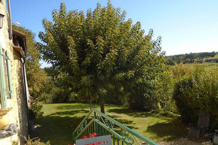 Gîte pour 6 personnes, avec Terrasse et Jardin