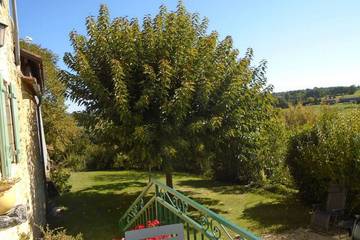 Gîte pour 6 personnes, avec jardin à Monpazier