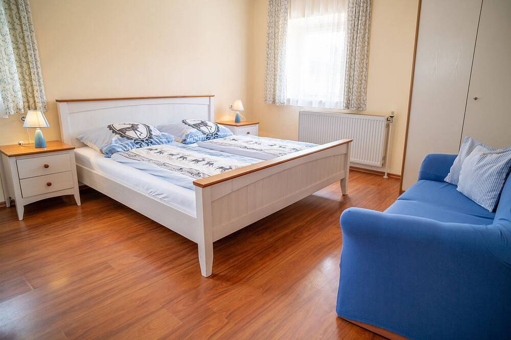 Ganze Wohnung, Ferienwohnung Seeblick in Kirchanschöring, Rupertiwinkel