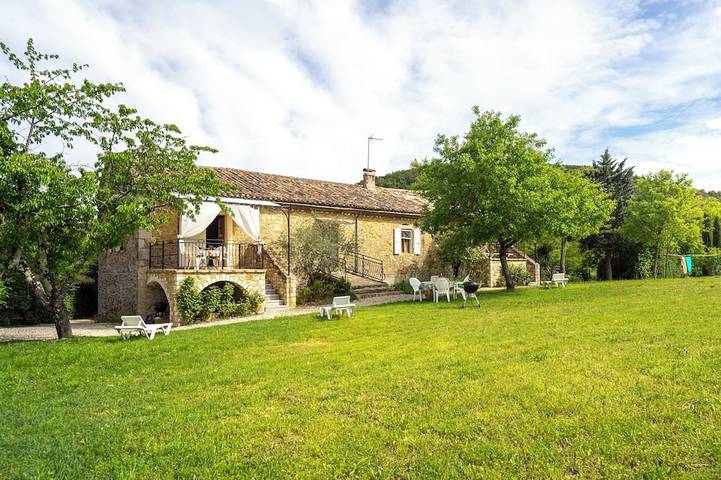 Appartement entier, Mas Paraloup - Denise - Charme et authenticité proche des Gorges de l'Ardèche in Lagorce, Ardèche