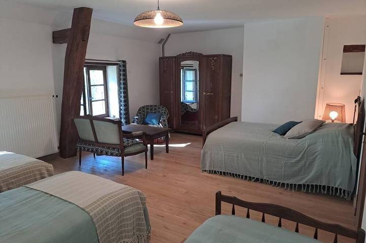 Location de vacances pour 10 personnes, avec jardin, animaux acceptés à La Chapelle-de-Bragny - 4