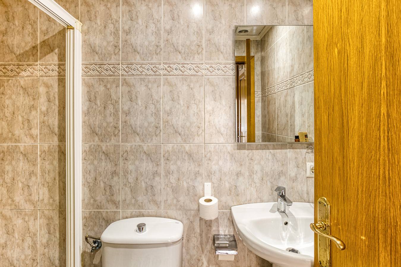 Habitació individual en el Hostal Barrretina in Figueras, Alt Empordà