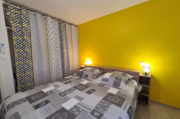 Gîte pour 5 personnes, avec terrasse dans Lye - 3