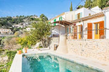 Villa in Puigpunyent, Serra de Tramuntana für 2 