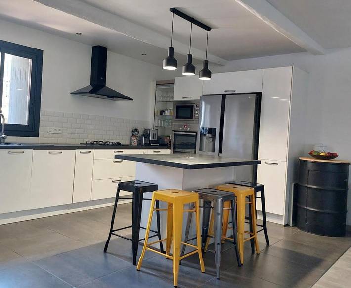 Location de vacances pour 6 personnes, avec piscine et jardin à Villelaure - 3