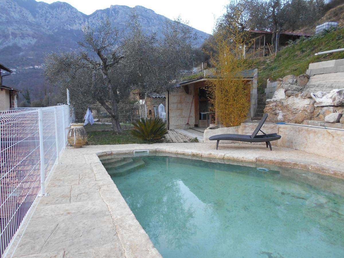 Appartement entier, Three-Bedroom Apartment in Lantosque, Côte méditerranéenne (France)