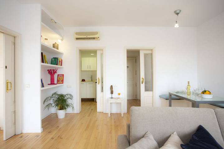 Apartamento entero, Reina in Valencia City Centre, Valencia