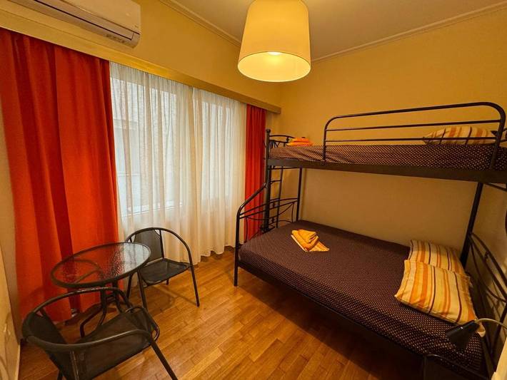 Chambre d’hôte pour 3 personnes, avec vue à Athènes - 3