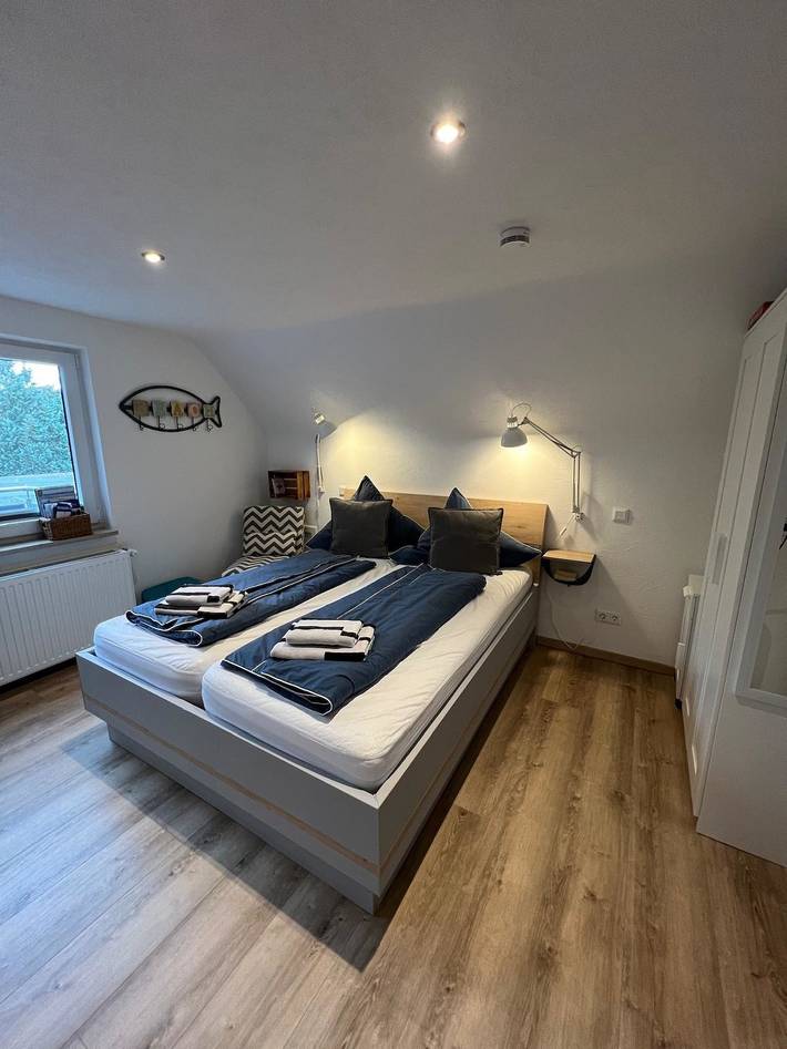 Ganze Ferienwohnung, Flip-Flop Ferien - Apartment Sonnenuntergang Zentrum-/ Hafennah in Hafen Büsum, Büsum