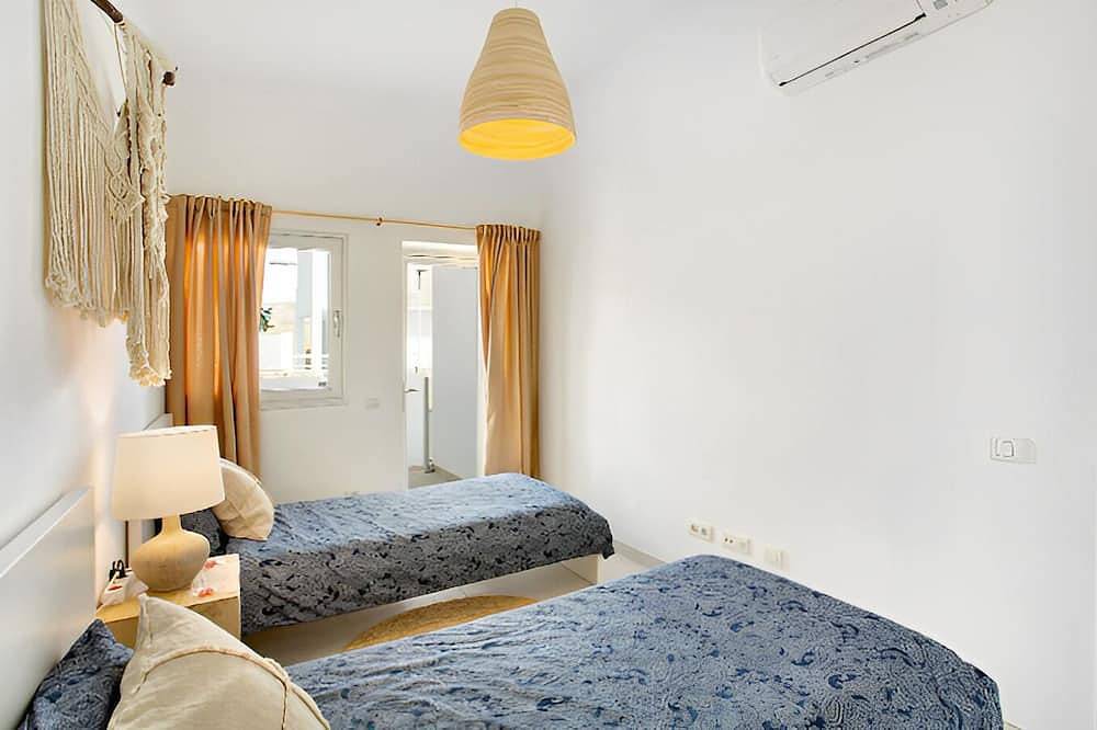 Luxury Boho Villa • Heated Pool • Rooftop • Panoramic Sea View • Amadores in Pueblo de Tauro, South Gran Canaria