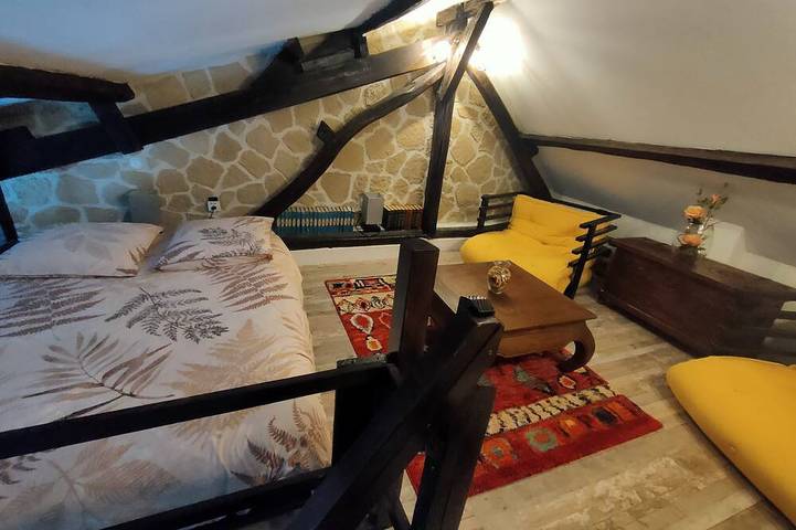 Gîte pour 4 personnes, avec jardin et jacuzzi à La Couture-Boussey - 2